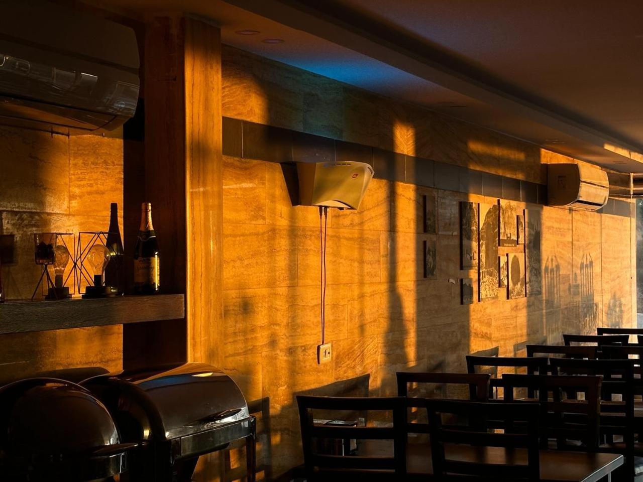 Petra Corner Hotel 外观 照片
