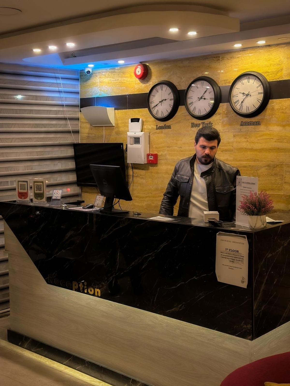 Petra Corner Hotel 外观 照片