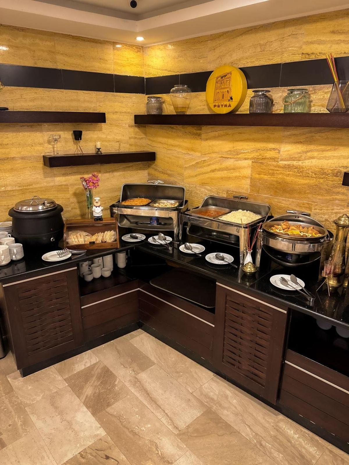 Petra Corner Hotel 外观 照片