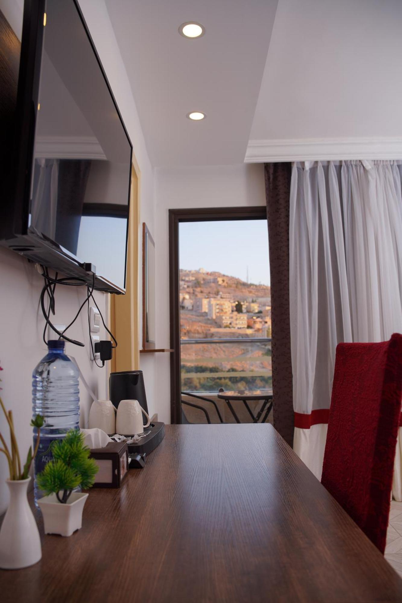 Petra Corner Hotel 外观 照片