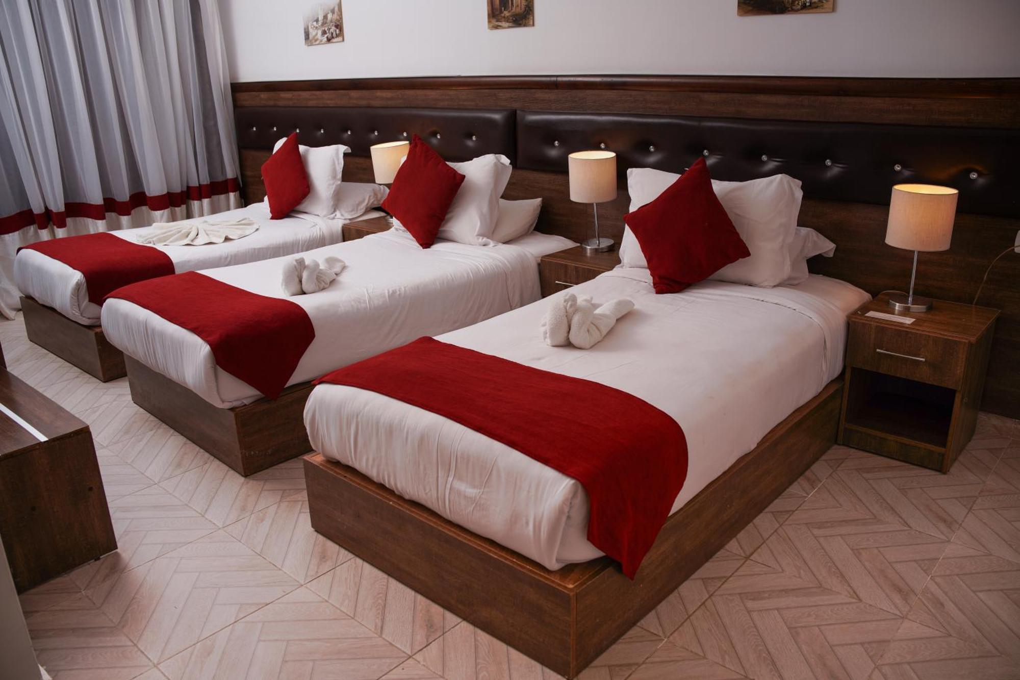 Petra Corner Hotel 外观 照片